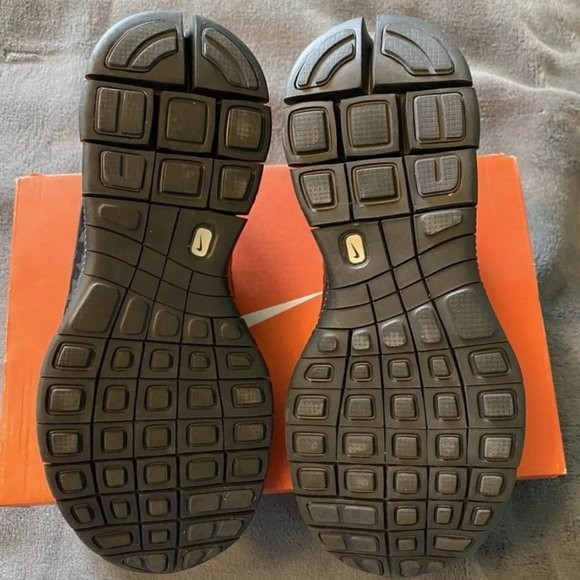 Nike Free Hypervenom Triple Black Grade School Size 5 Lightly Worn - Picture 5 of 6